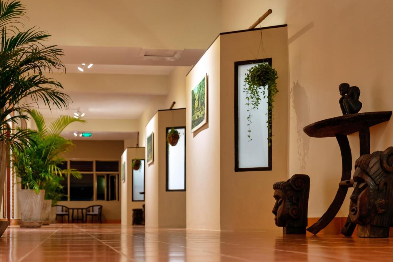 Pakse Hotel & Restaurant Zewnętrze zdjęcie